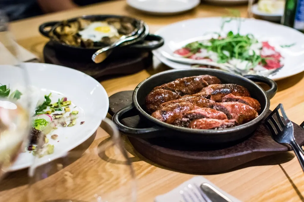 Carnes y chorizo a la plancha